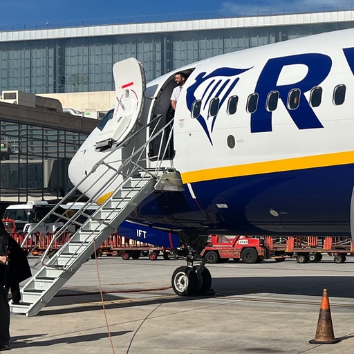 Letenky Ryanair. Rezervace.